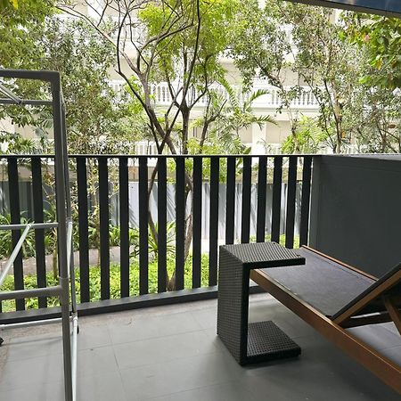 The Deck Condominium By Lofty Patong Esterno foto