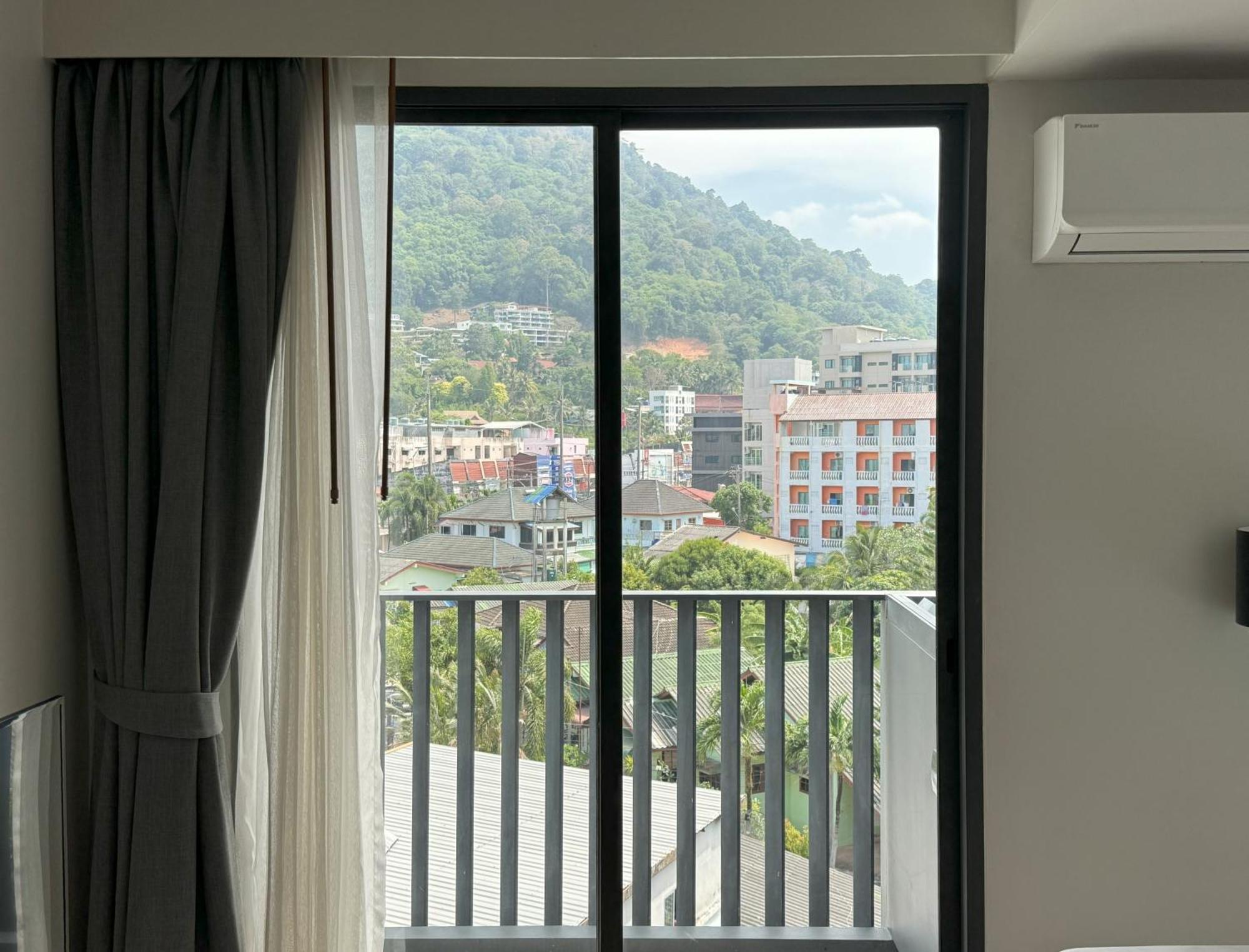 The Deck Condominium By Lofty Patong Camera foto