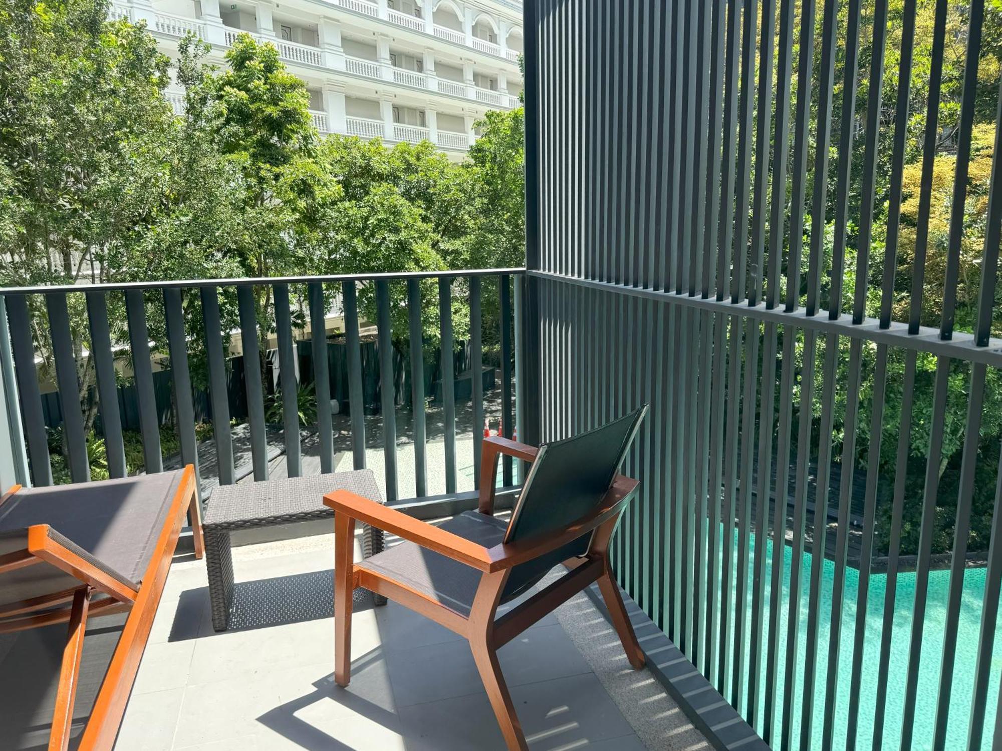 The Deck Condominium By Lofty Patong Esterno foto