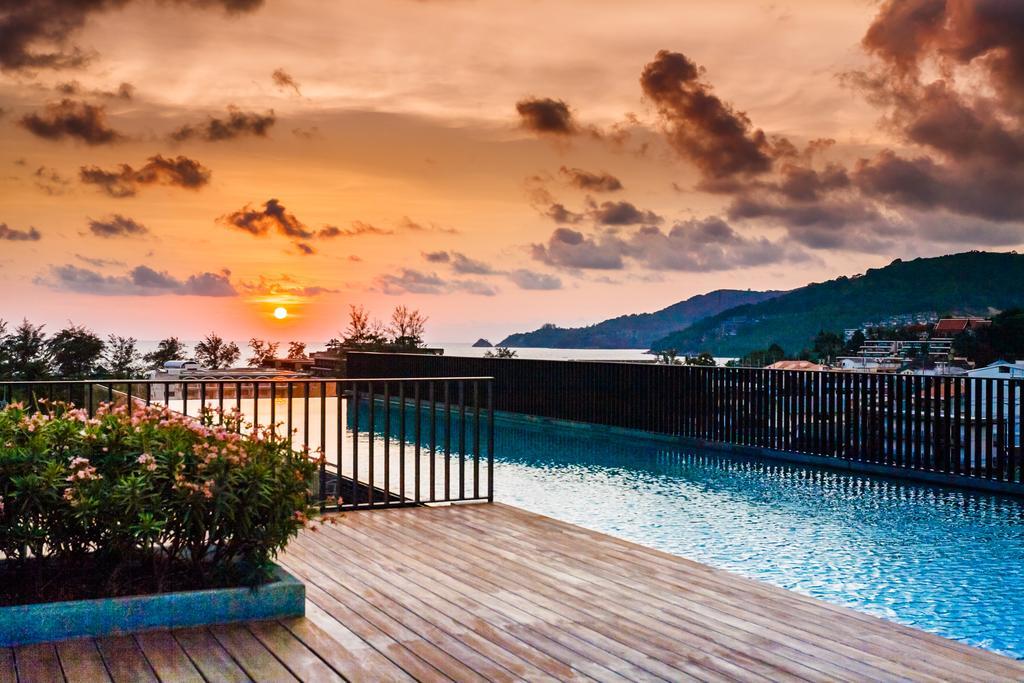 The Deck Condominium By Lofty Patong Esterno foto