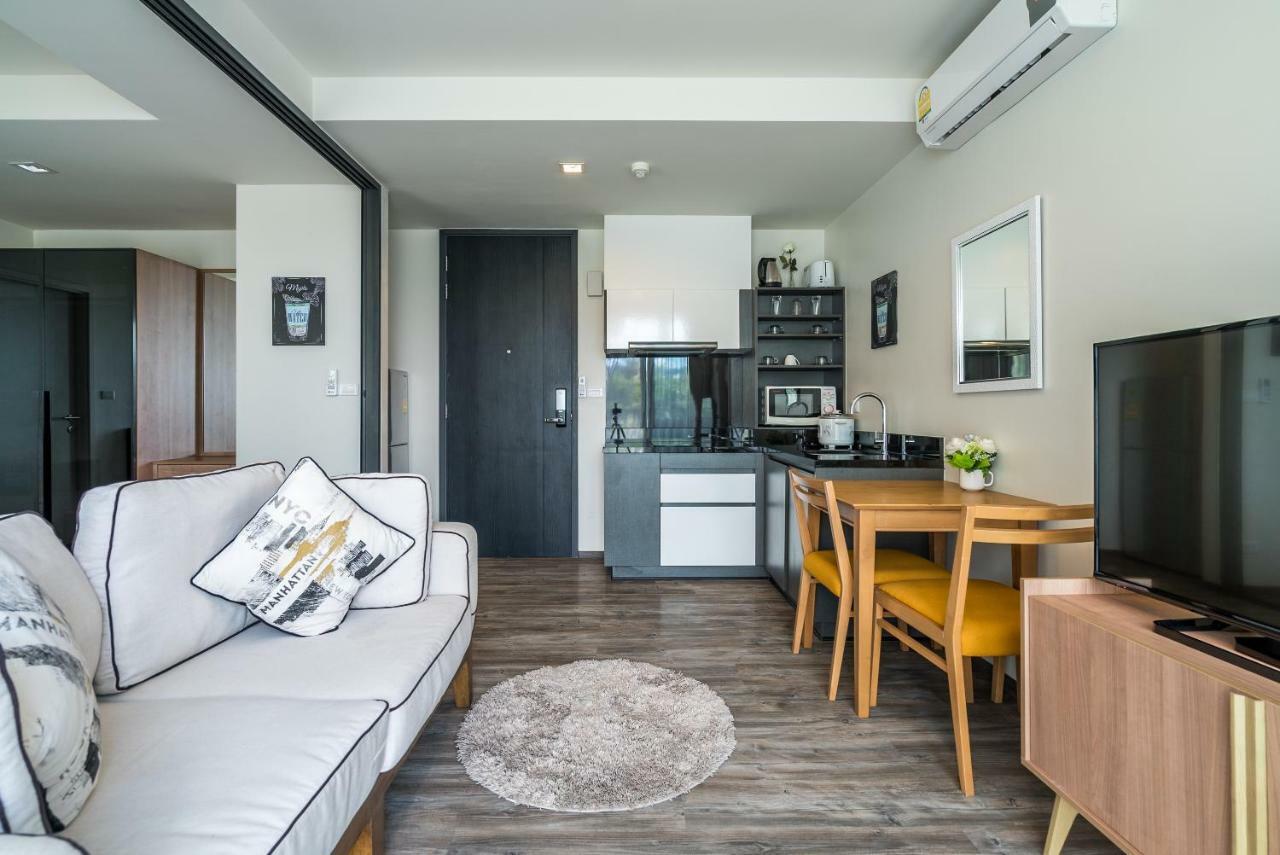 The Deck Condominium By Lofty Patong Esterno foto