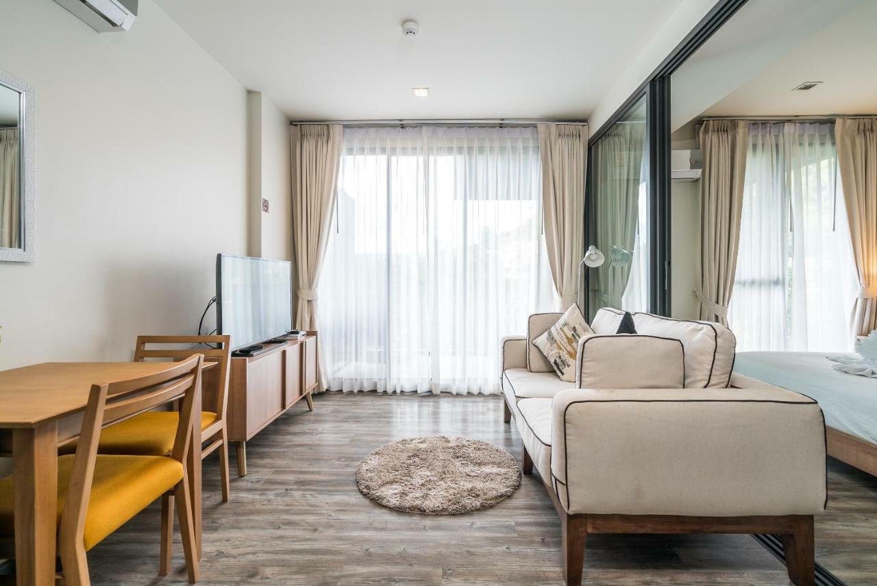 The Deck Condominium By Lofty Patong Esterno foto